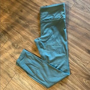 Athleta yoga capri
